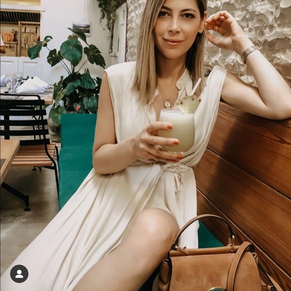 Zara tied asymmetric top bloggers favorite - Picture 9 of 13